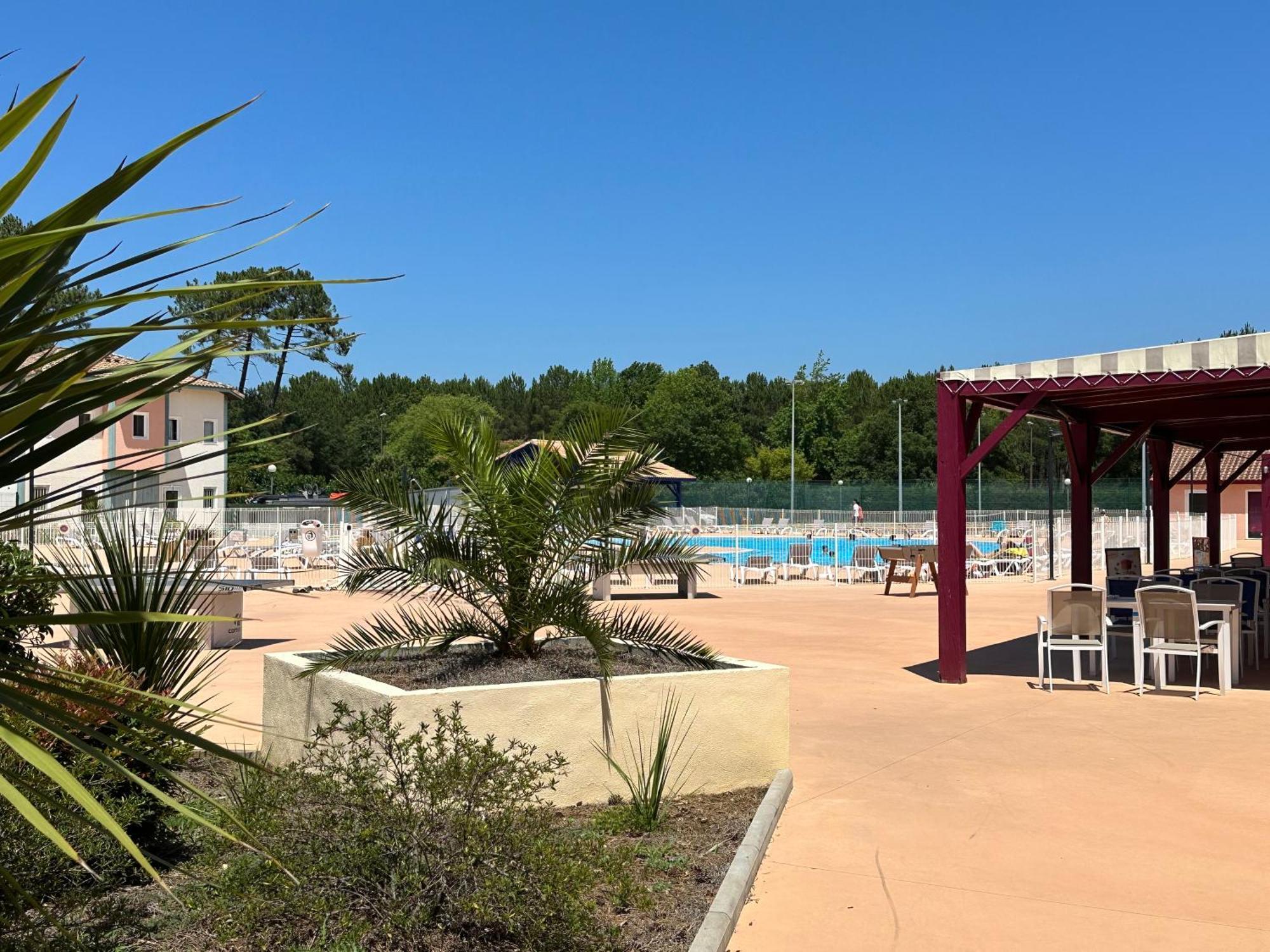 Residence Mes Amours D'Enfants - Les Villas Du Lac Soustons Exterior photo